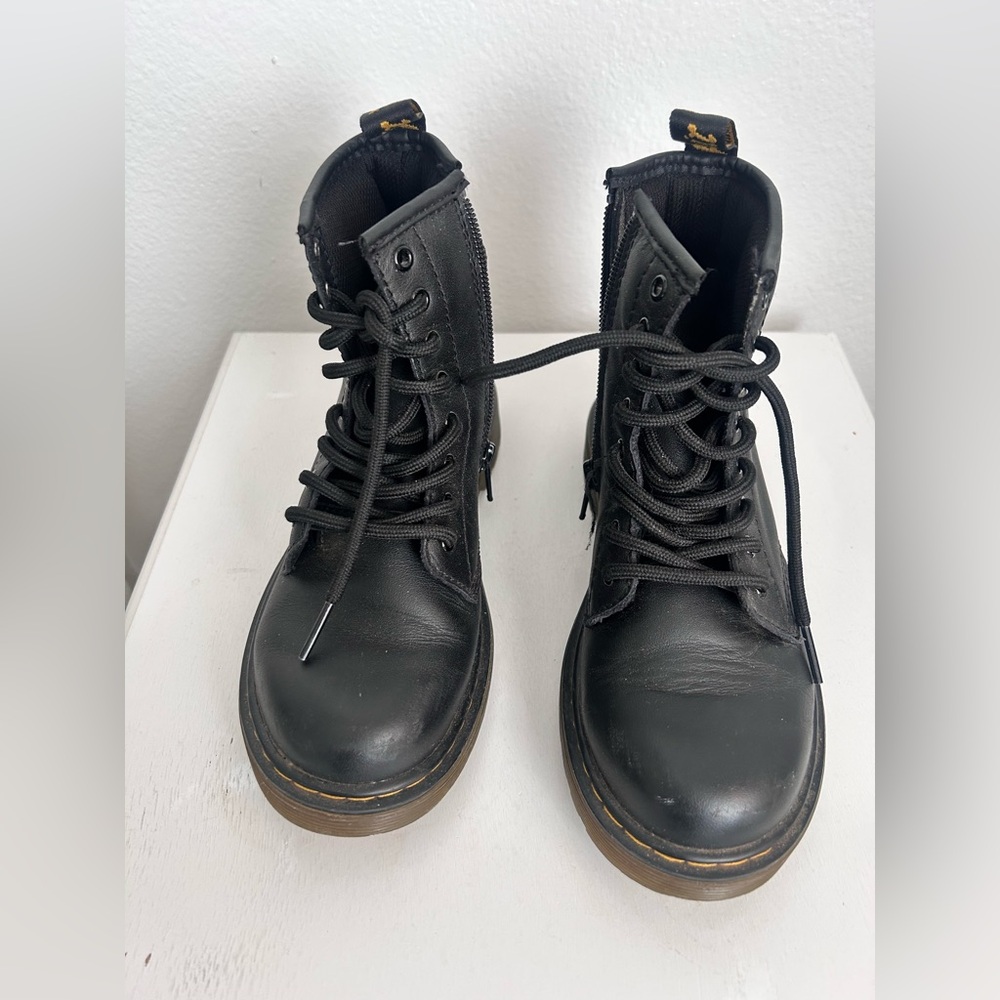 Dr Martens JUNIOR 1460 J SOFTY Leather Lace Up Boots